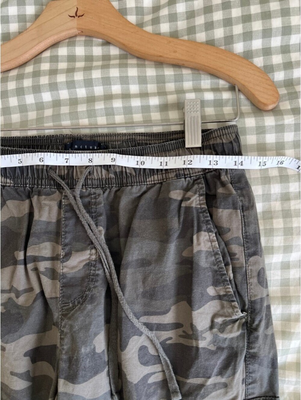 Sanctuary Camouflage Lightweight Cargo Joggers Women's Size Small Streetwear - Picture 6 of 7